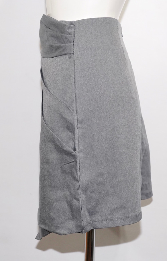 Irregular Mini Skirt (grey) ミニスカート グレー 灰色 カジュアル 7枚目の画像