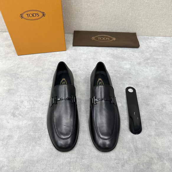 TOD'S☆大人のローファートッズ レザー ローファー シューズ・靴 ...