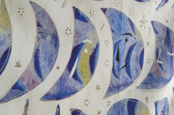 ハンカチ・スカーフ  / 月の番人 /パープル / ギフトにも 12枚目の画像