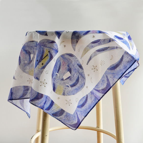 ハンカチ・スカーフ  / 月の番人 /パープル / ギフトにも 8枚目の画像