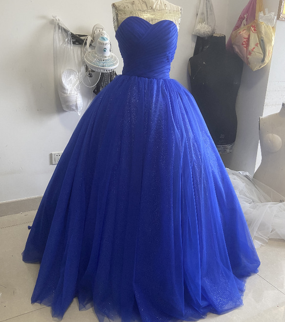 送料無料！青/ブルー カラードレス キラキラチュール ベアトップ 花嫁  