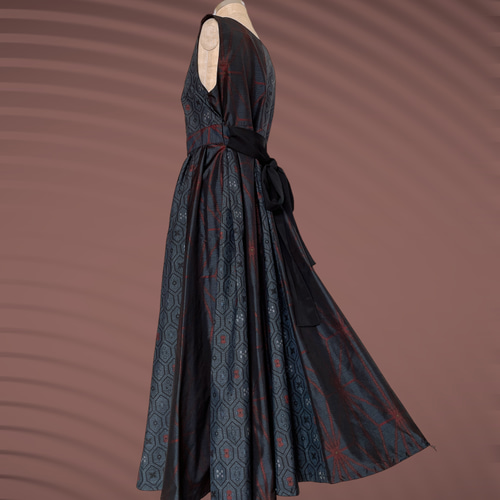 上質大島MIX フレアーロングワンピース 着物リメイクリボン 演奏会