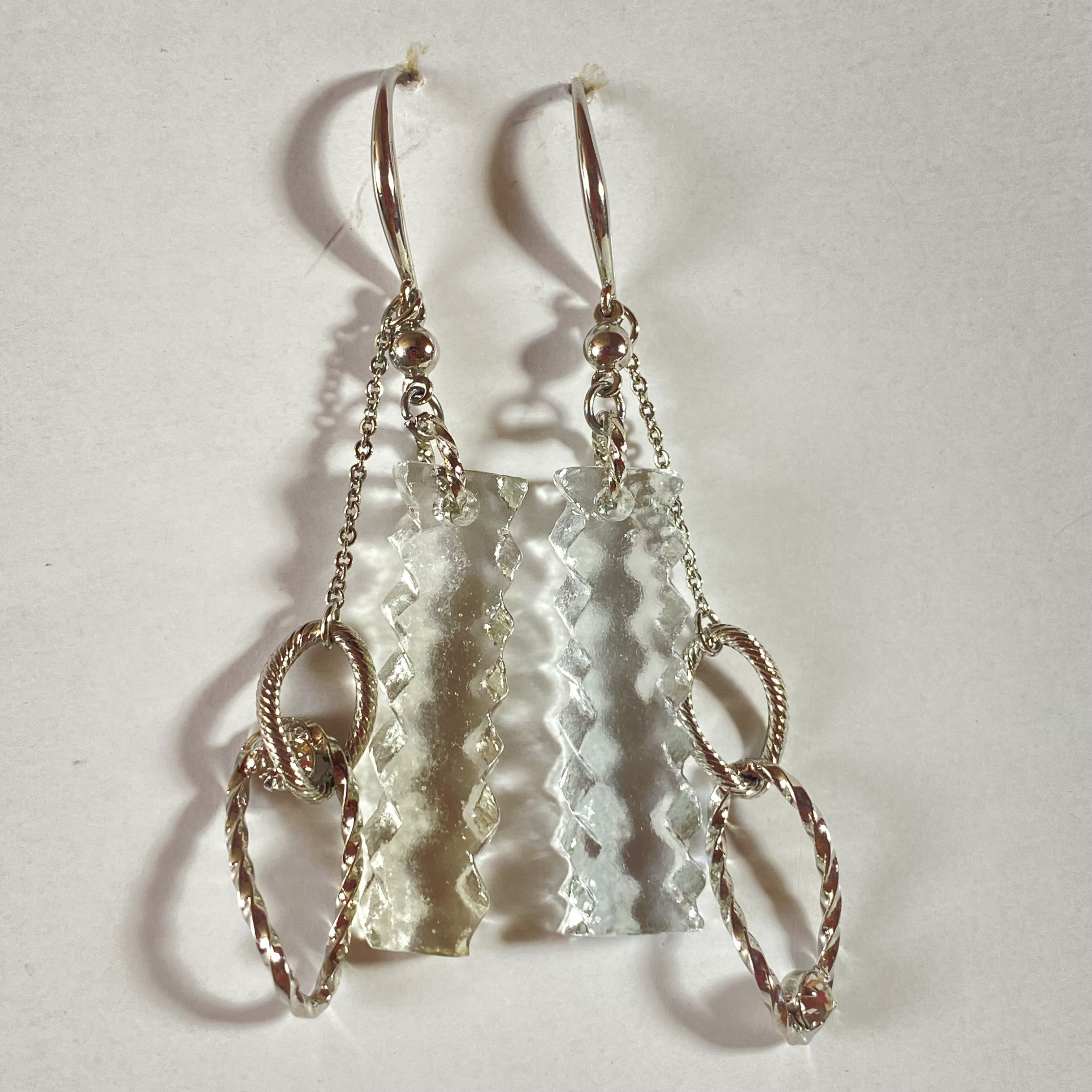 section/ピアス