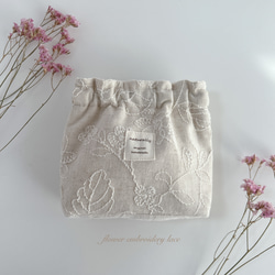 cotton linen お花柄♡ キナリ系　三角マチのバネ口ポーチ12cmバネ 1枚目の画像