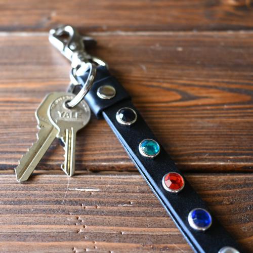ヌメ革/レザースタッズ キーホルダー -カラーストーン-】 キーリング
