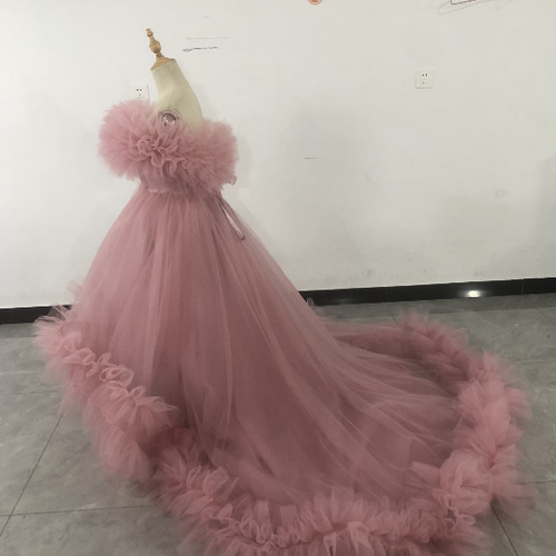 豪華！ピンク カラードレス 華やかなトレーン フレアスカート  