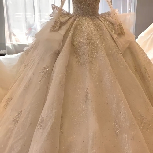 大人気！深めvネック 長袖 シースルー袖 たっぷりパール ビジュー  