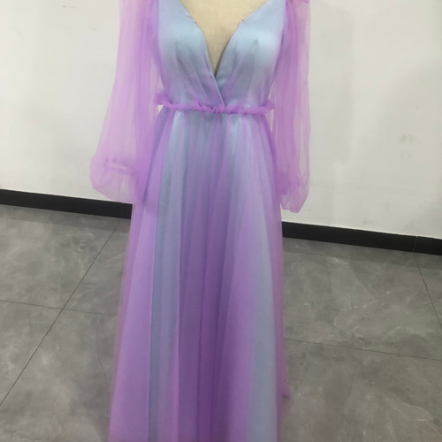 即納！ラベンダー色 ィングドレス パフスリーブ Vネック ソフト  