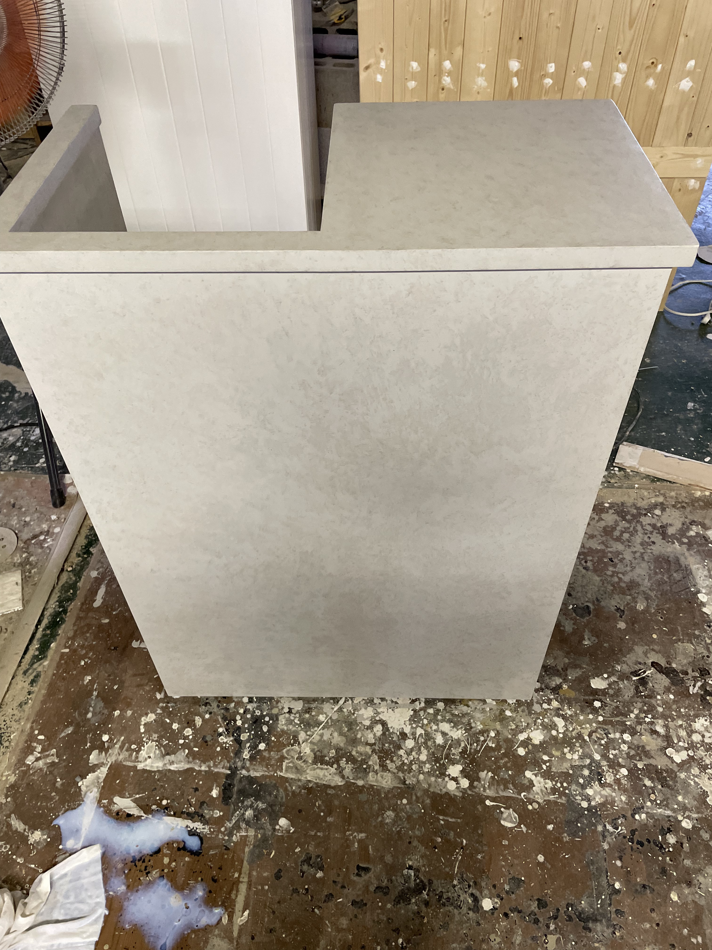 石っぽいカウンター　レジカウンター　受付カウンター　レジ台