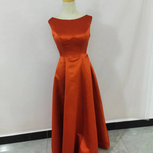 送料無料！高品質！テラコッタ色 カラードレス クルーネック  