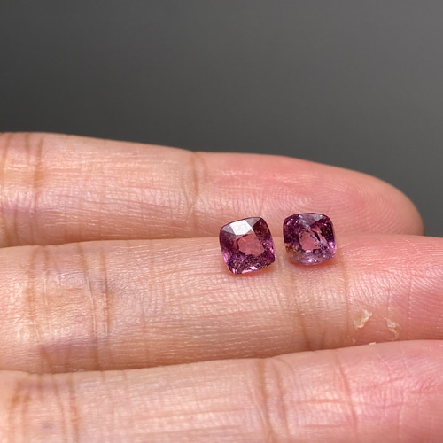 SR28 宝石質 紫紺 ラベンダー ミャンマー産 天然 スピネル