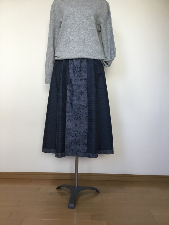 2種の大島紬のスカート      着物リメイク 5枚目の画像