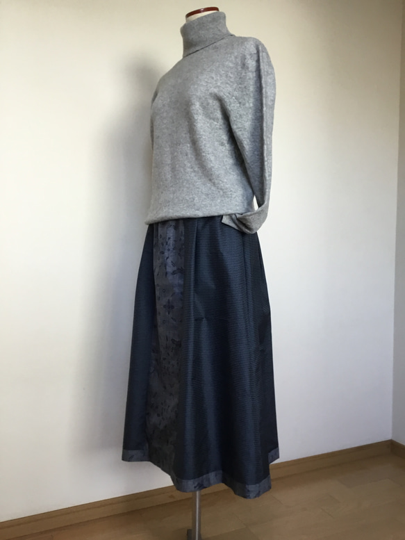 2種の大島紬のスカート      着物リメイク 6枚目の画像