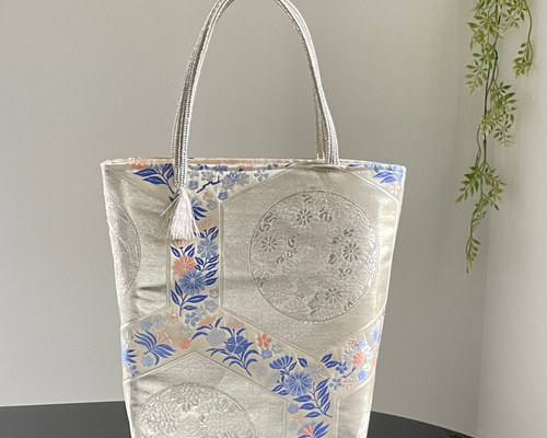 帯リメイクバッグ ブルーの花と菊文 トートバッグ B5サイズ 和装