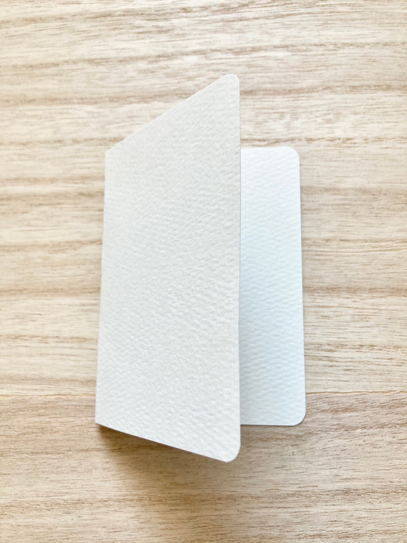 透明水彩画　2枚セット「ハリネズミくんの秋」ミニカード　メッセージカード　バースデーカード　はりねずみ　インコ　秋　紅葉 4枚目の画像