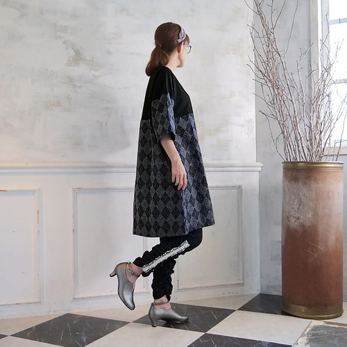 モノトーンアーガイル柄＊切り替え＊Aライン＊七分袖