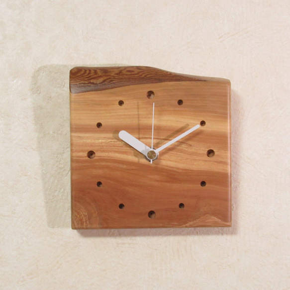 希少材《林檎》 木製時計14（掛け時計） 1枚目の画像