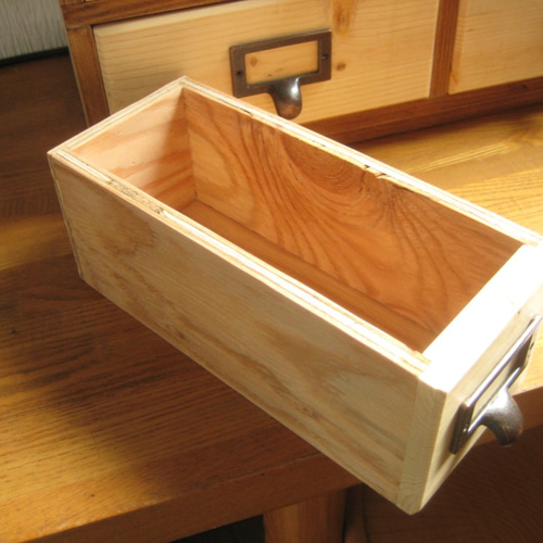 引き出しが18個ある木の収納ボックス 受注製作 フリーボックス・小物