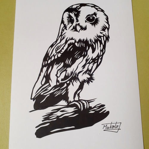 切り絵アート 止まり木のフクロウ 切り絵 makochin 通販
