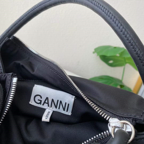 ガニーGANNI☆新品未使用ノットバケットバッグハンドバッグ ショルダー ...