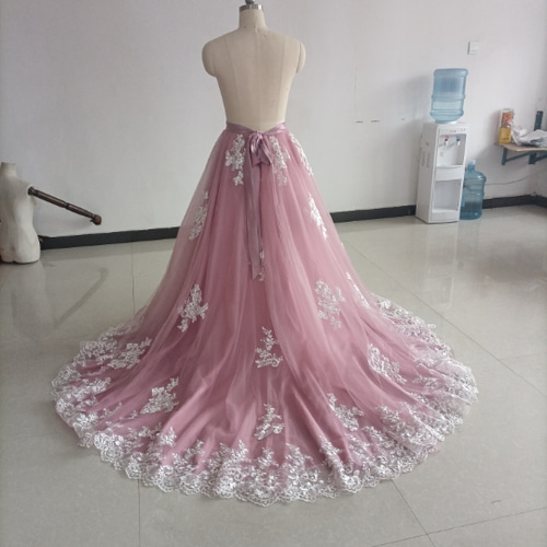 ピンク オーダーメイドオーバースカート サテン生地にチュールが