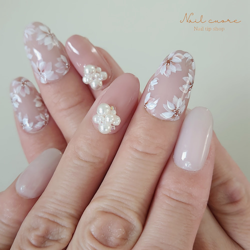 華やかフラワーネイル(計測用チップ込み) ネイルチップ/ブライダル  