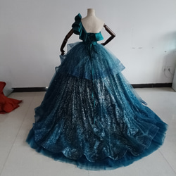 豪華！ブルー Aライン ワンショルダー カラードレス  柔らかく重ねたチュールスカート 花嫁/披露宴 6枚目の画像