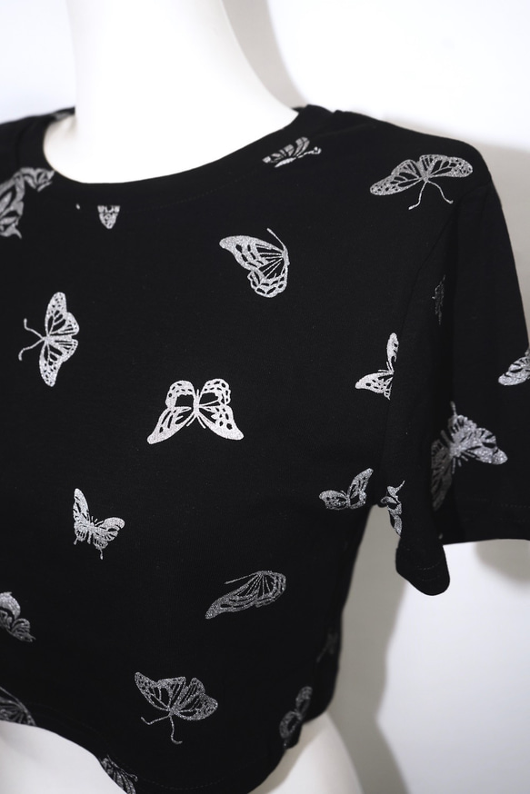 Metallic Butterflies T-shirts (black) 半袖Ｔシャツ ブラック 黒 ストリート 4枚目の画像