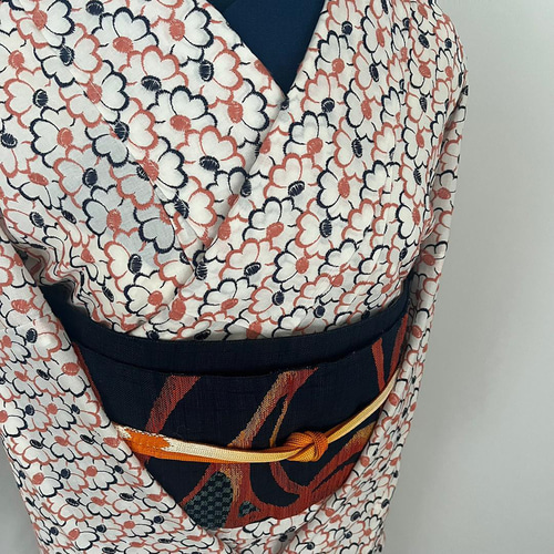 着物 単衣 刺繍 レトロ 白地に紺と橙の花 きもの コットンレース 着物 単衣 刺繍 レトロ 白地に紺と橙の花 きもの コットンレース