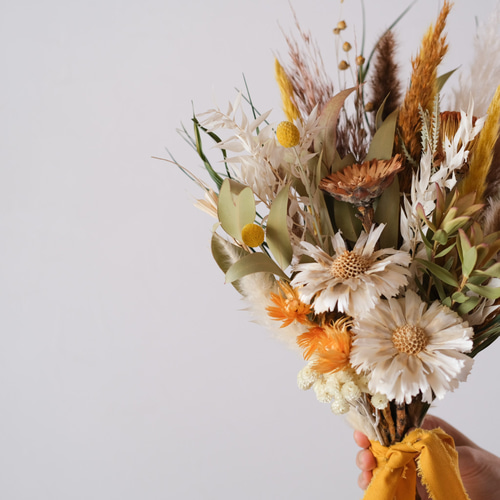 秋の明るいドライフラワーブーケ＊ウェディングブーケ＊前撮り＊秋