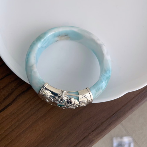 ⭐︎【天然】アクアマリン 強し バングル 46.6g