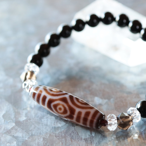 ☆チベットに伝わる聖なるお守りの宝石・至純天珠・龍眼天珠