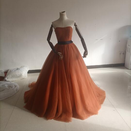 高品質！テラコッタ色 パーティードレス トレーン ボリューミー取り外し可能オフショル 編み上げ　カラードレス