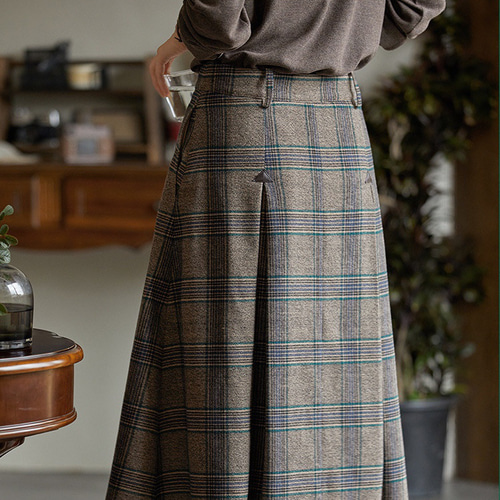 ウール混 スッキリAライン チェック柄スカート ポケット付き【春秋冬