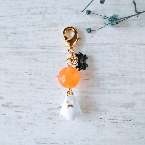 ゴーストと天然石のラッキーチャーム/ハロウィン/カルセドニー/お財布