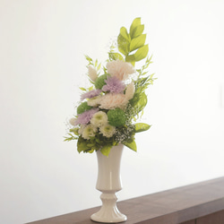 【仏花】高さ40㎝　カーネーションと菊の仏花（緑×紫）　全てプリザーブドフラワーを使用してます。 6枚目の画像
