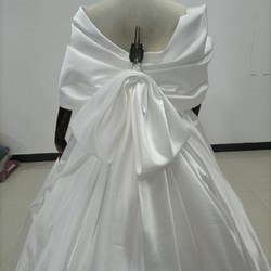 優雅的！米白色洋裝 A 字形裸上衣可拆卸袖子婚禮/招待會 第7張的照片