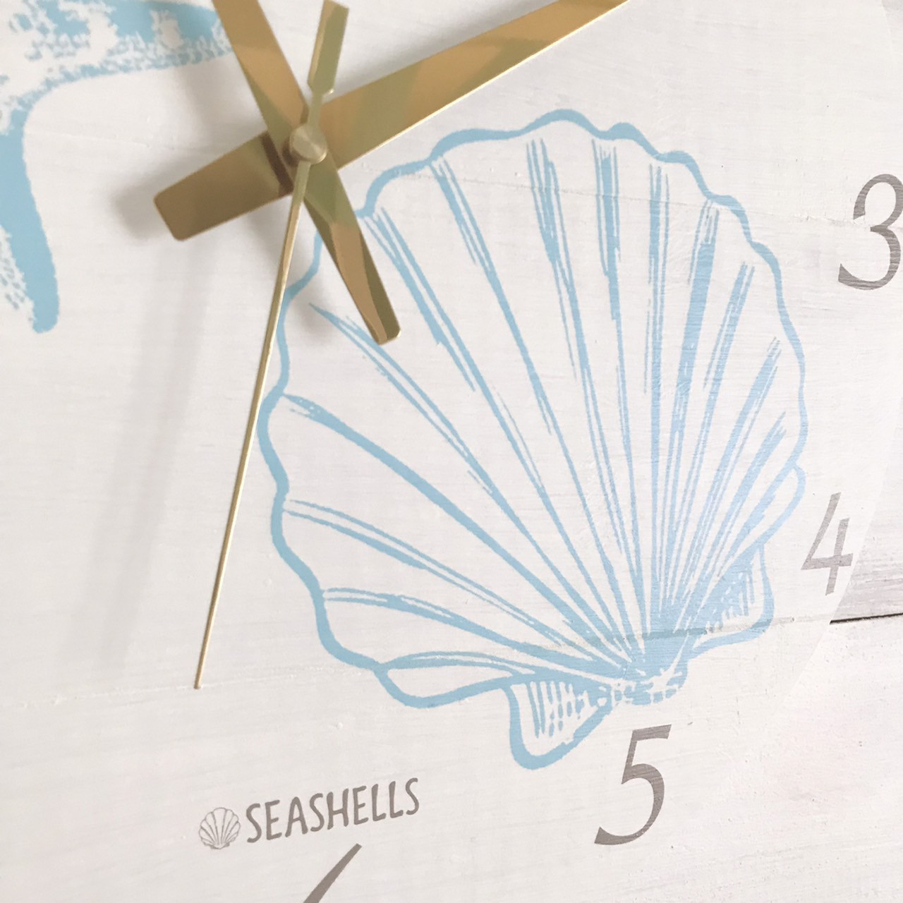 ハワイアンフォト時計 スターフィッシュの壁掛け時計 貝殻とヒトデのプリント ラウンドクロック 丸型 見やすい時計