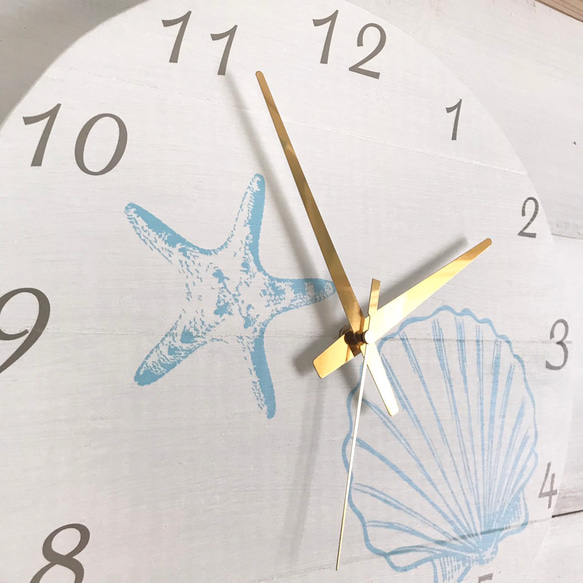 ハワイアンフォト時計 スターフィッシュの壁掛け時計 貝殻とヒトデのプリント ラウンドクロック 丸型 見やすい時計 5枚目の画像