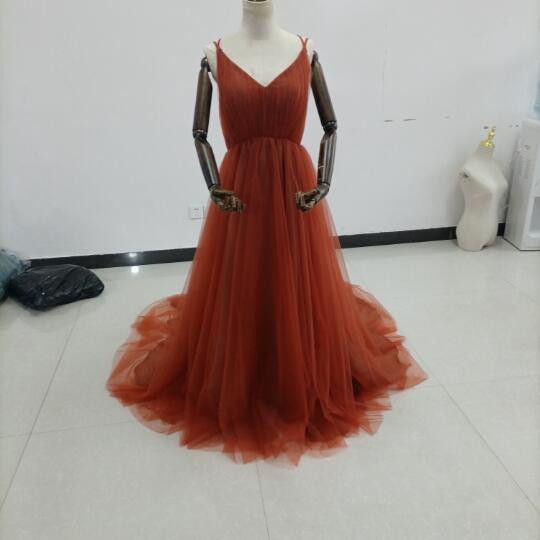 大好評中！カラードレス テラコッタ色 ソフトチュール Vネック キャミソール 二次会/拳式