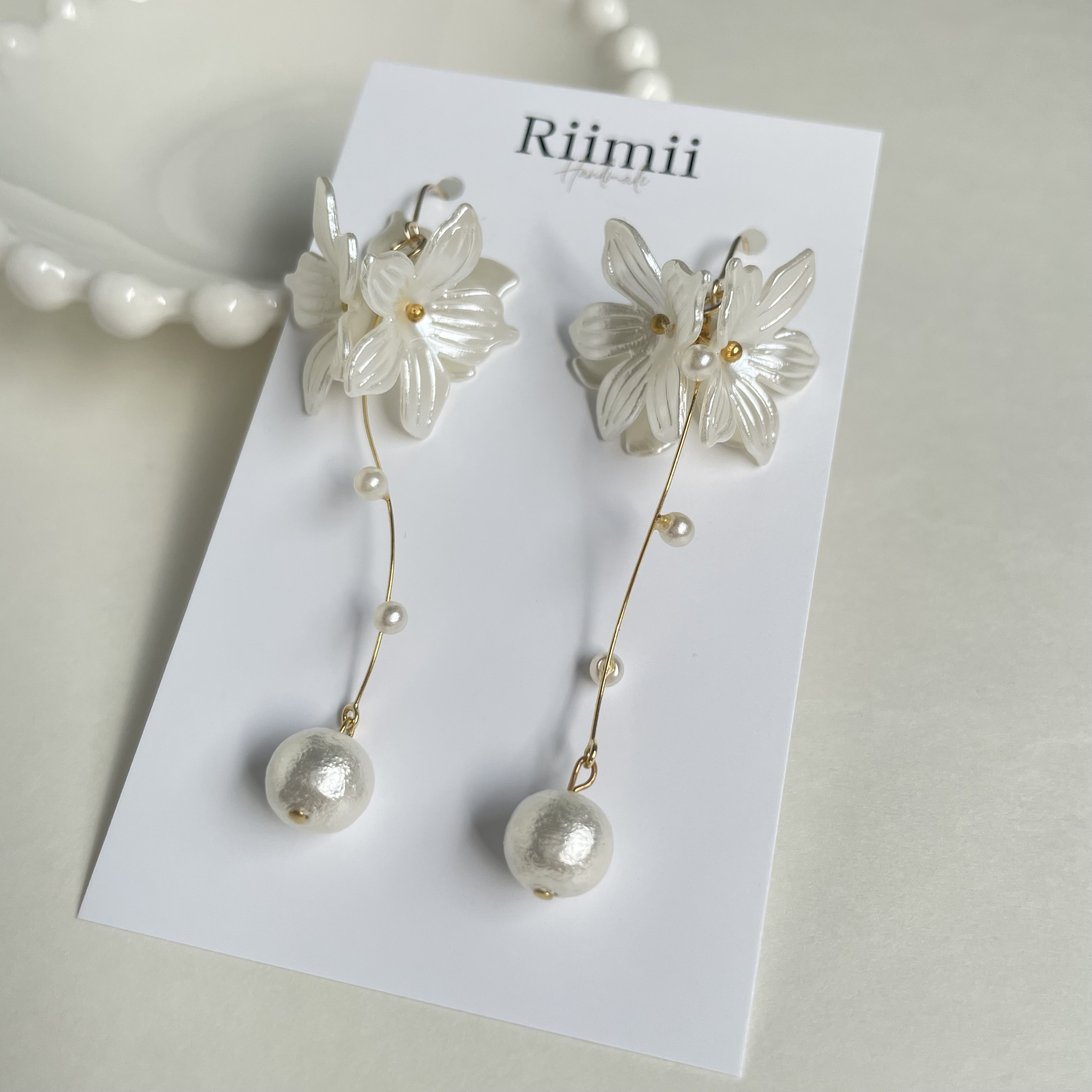 1203 スェード 花 パール ゴールド ハンドメイド ピアス イヤリング