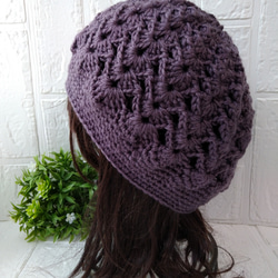 模様編みが可愛いベレー帽♪紫　パープル 1枚目の画像