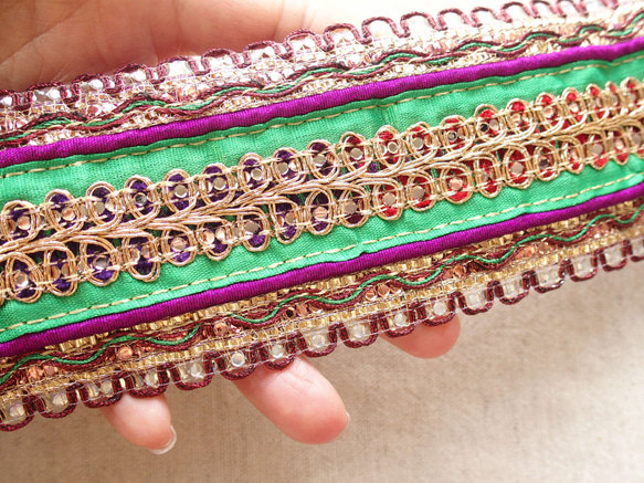 1mより スパンコールチロリアンテープ 緑紫☆手芸 エスニック ハンドメイド 民族衣装 インド サリー 8枚目の画像