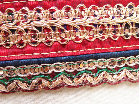 1mより スパンコールチロリアンテープ 赤☆手芸 エスニック ハンドメイド 民族衣装 インド サリー 4枚目の画像