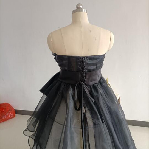 憧れのドレス 黒 ドレス ラッフルフリル スレンダーライン ベアトップ  