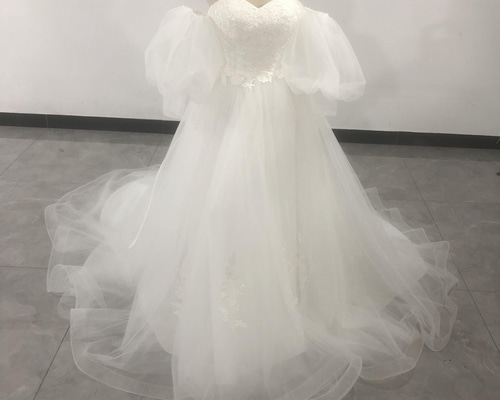 憧れのドレス オフホワイト ドレス ベアトップ 背中見せ シースルー袖  