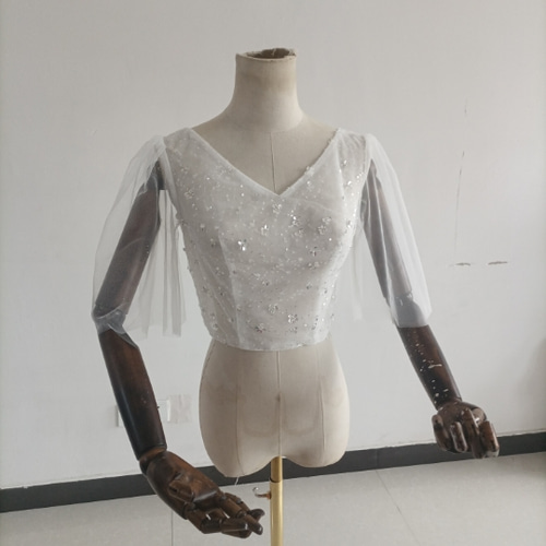 上品！ オフホワイト Vネック ボレロ ふわふわ袖 トップス 結婚式  