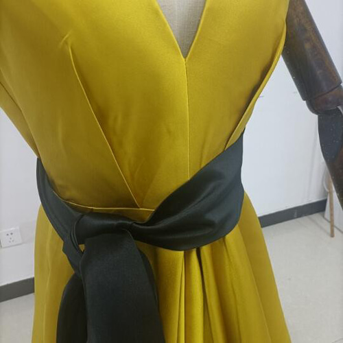 セクシー 深Vネック イエロー パーティードレス サッシュベルト 演奏会  