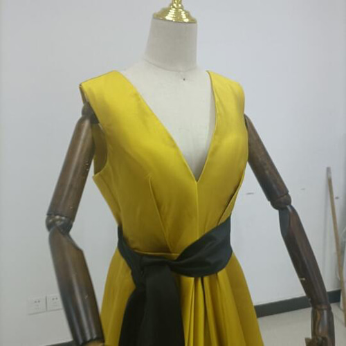 セクシー 深Vネック イエロー パーティードレス サッシュベルト 演奏会  