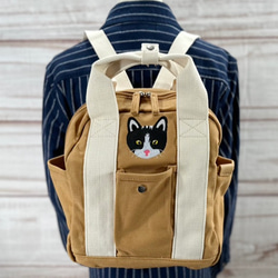 【送料無料】白黒猫の刺繍 たっぷりポケット付き Zip式 キャンバスミニリュック 16枚目の画像